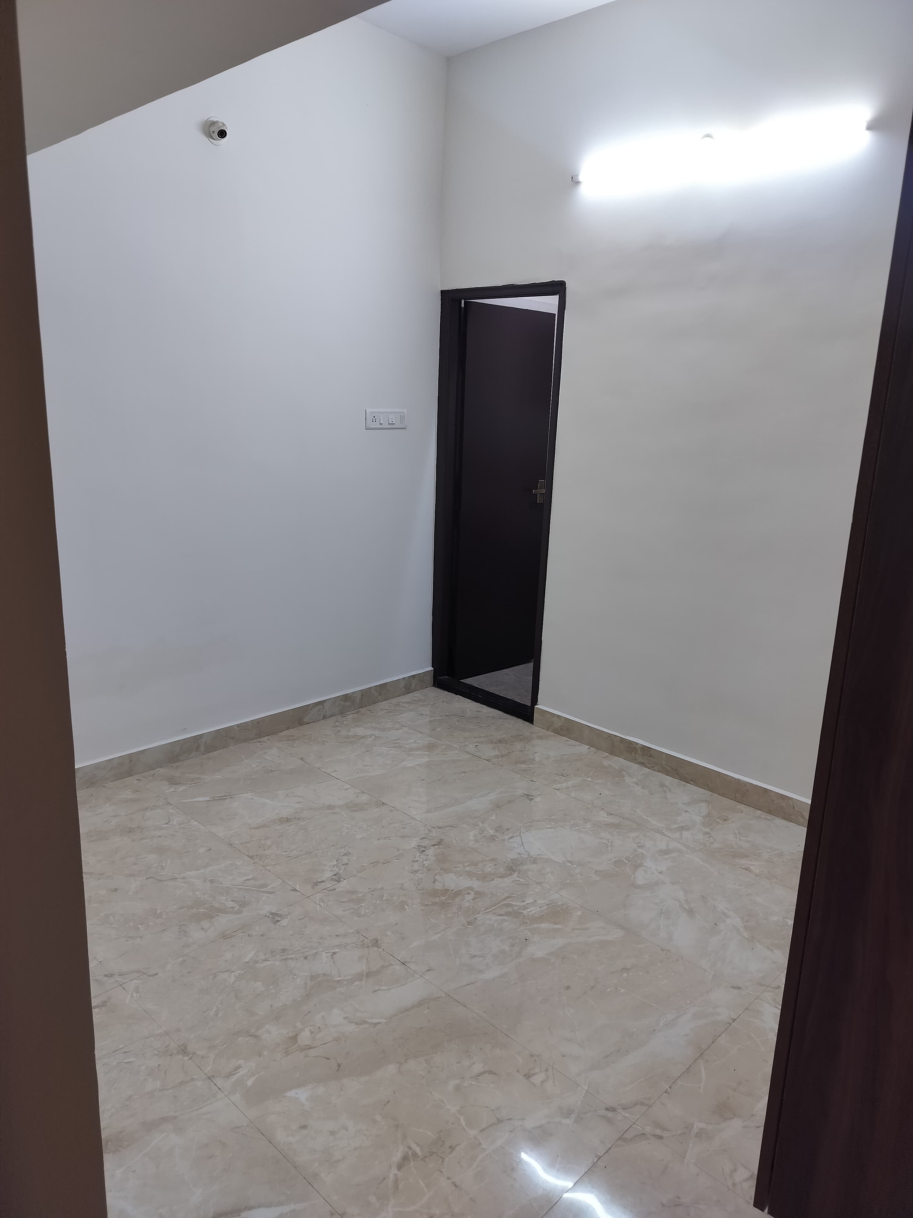 3 BHK Builder Floor for Lease Only at FC139 - 16 Lakhs in Besant Nagar