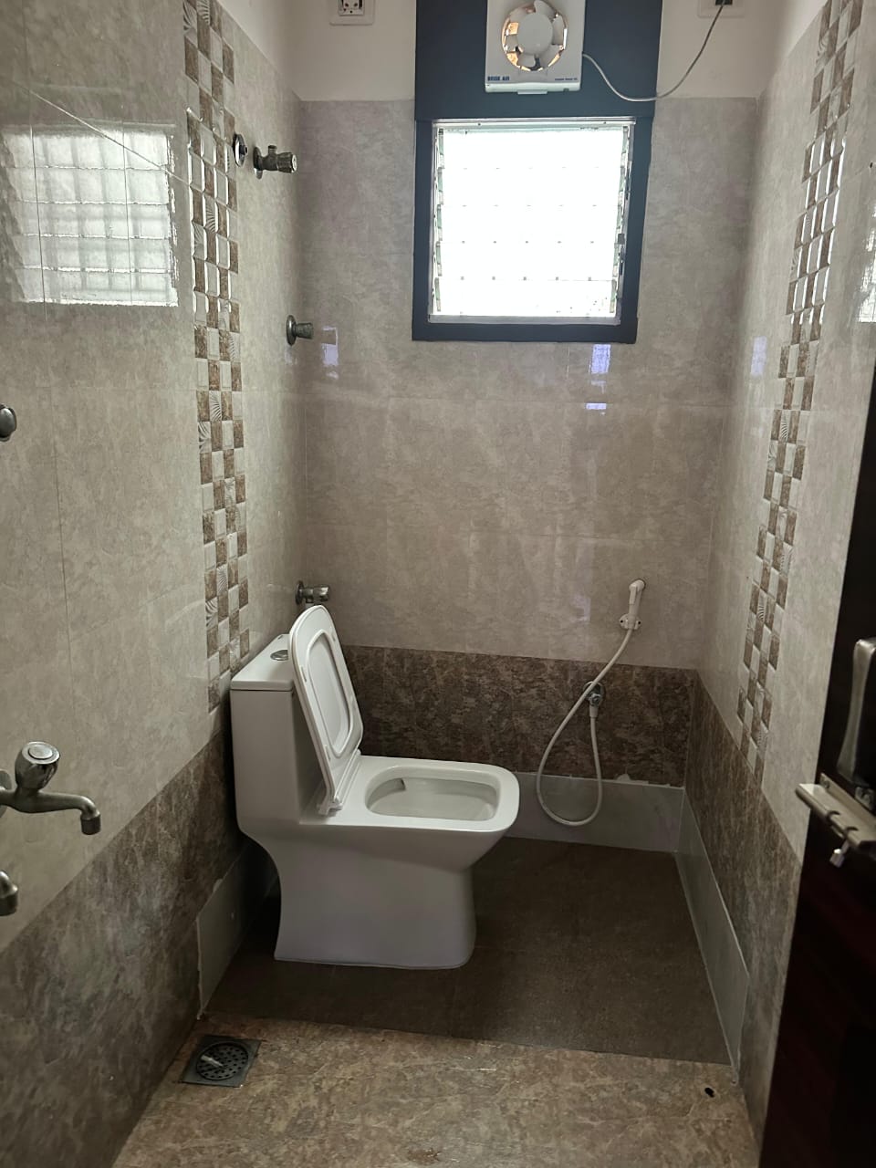 3 BHK Independent House for Lease Only at JAMCL - 132 - 16 Lakhs in Ramapuram